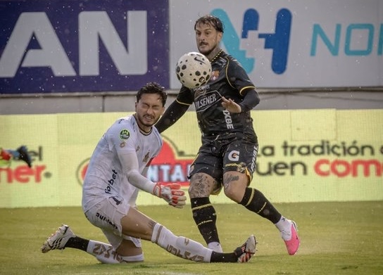 Barcelona SC ante Aucas en el Gonzalo Pozo Ripalda